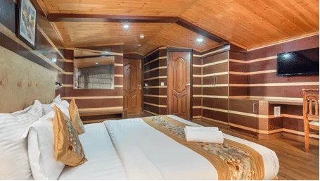 Super Deluxe Room